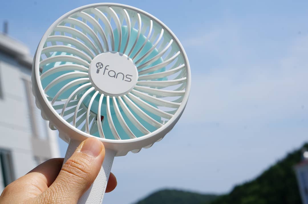 LED 거치대 까지 있어서 야외에서 사용하기도 너무 좋아요

#휴대용선풍기 #휴대용손풍기 #핸디형선풍기 #무선선풍기 #손풍기 #인토픽 #LED무드등 #ad #sponsored #danawa