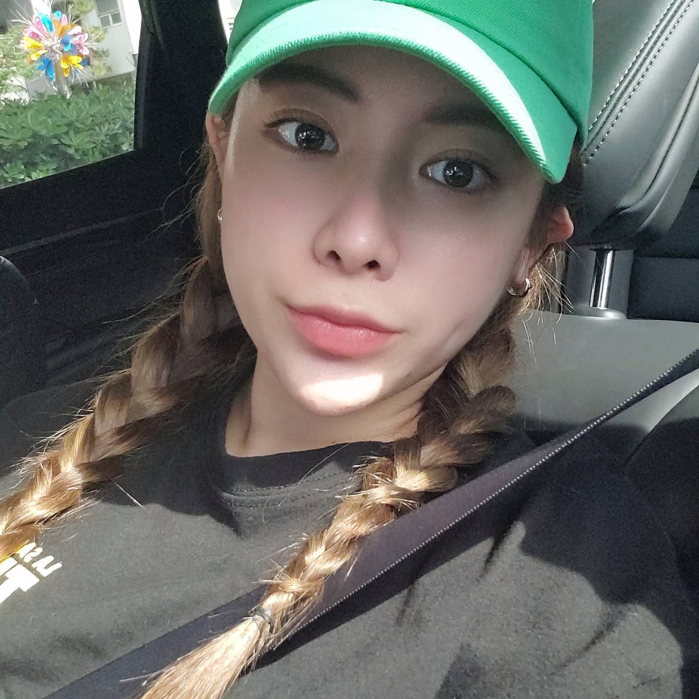 붕뜨는 머리가 싫을땐 땋아보리기🤪

#일요일#일상#달맞이길#드라이브중