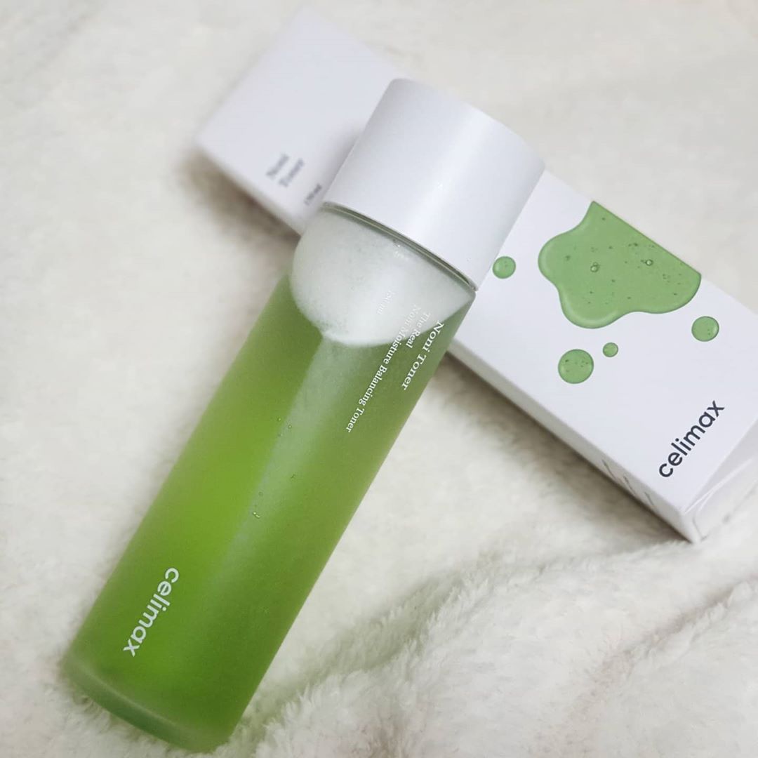ෆ 쩡이 ෆ 트리케라톱스 ෆ DM❌ on Instagram: “짜잔🌟피부에 좋은 영양분이 가득한 노니추출물이 80%가 함유된 영양토너입니다🌞 왜 ‘노니토너’여야 할까요? ✅ 영양이 풍부한 노니성분