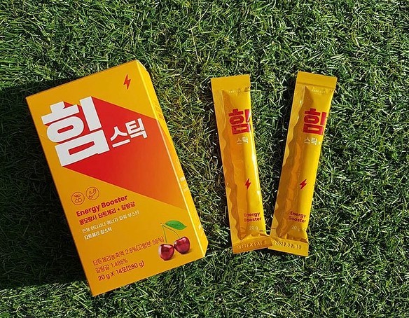 박지은🇰🇷(22) on Instagram: “(셀티브코리아에서 협찬받아 작성하였습니다) 1일1회1포 섭취하는 간단하게먹는 건강식품✨ 운동할때 챙겨가서 운동끝나고 먹으면 근육회복도 되