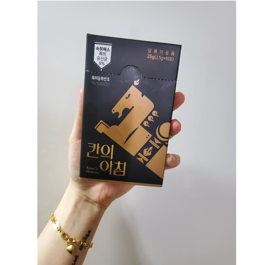  “칸의아침 숙취해소제 #협찬 @khans_morning ⠀ 숙취해소제의 끝판왕이라는 말은 많이 들어봤는데 좋은 기회로 체험해보게 됨💙 ⠀ 숙취해소+유산균을 한번에 해결해주는 #칸의아침 ⠀ ⠀ 주머니에 쏙-들어가는 스틱형으로 되어있어 오빠 회식날에 …”