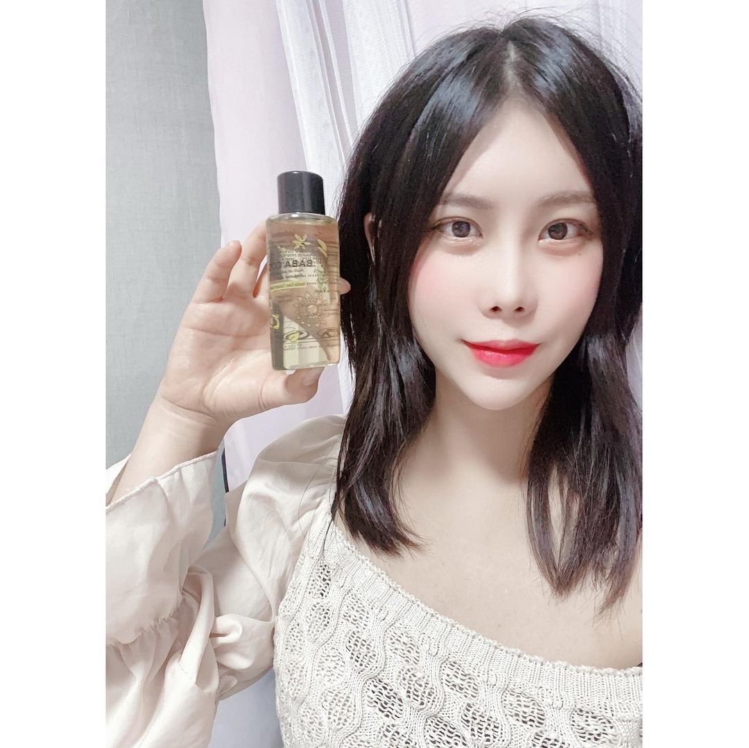  “유럽에서 자연 친화적인 화장품으로 슬로우 코스메틱 제품으로 인증 받은 “엥뎀”의 👉바바쿨 향수 바디오일👈 천연 향료라…”