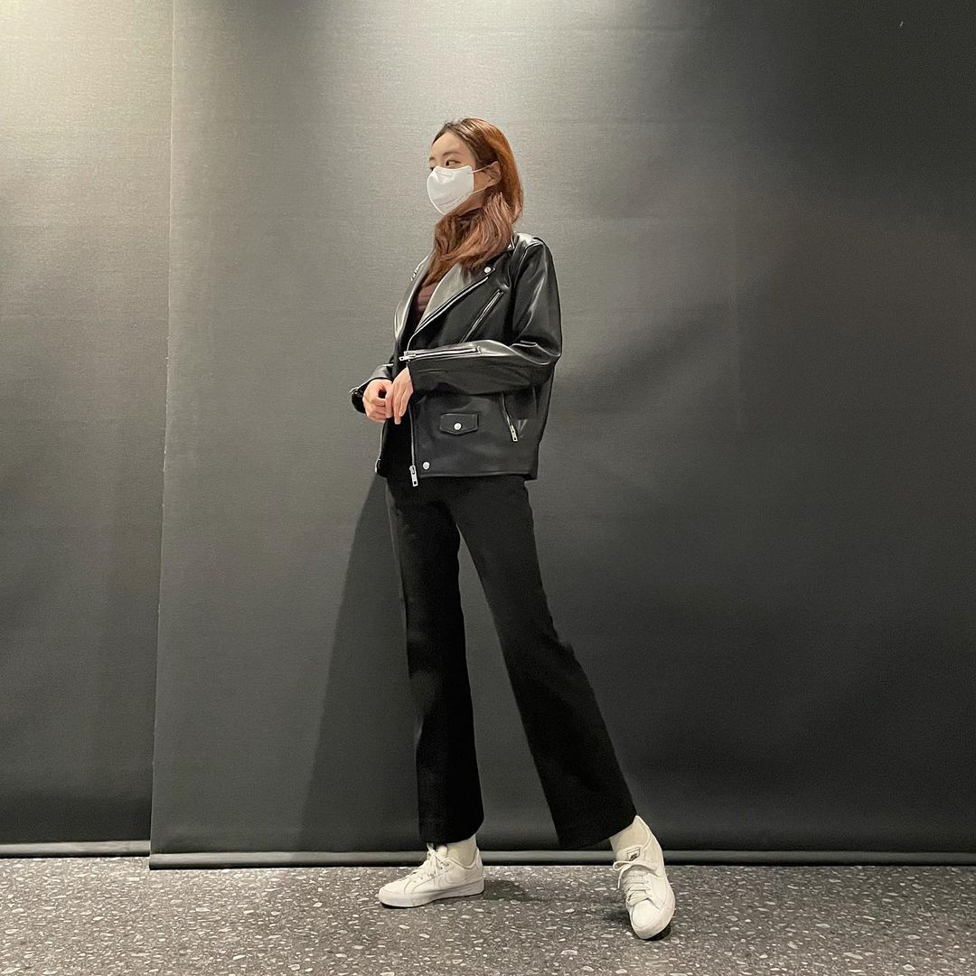  “#협찬 ‘알파빈티지’ 빈티지샵 라이더자켓 🖤 합리적인 가격에 예쁜 옷 득템할 수 있는곳 🎉[알파빈티지]🎉 남성위주 제품이라 여성분들께는 오버사이즈 핏이에요:) 제가 입은 라이더자켓도 남성제품인데 오버핏으로 이쁘게 잘…”