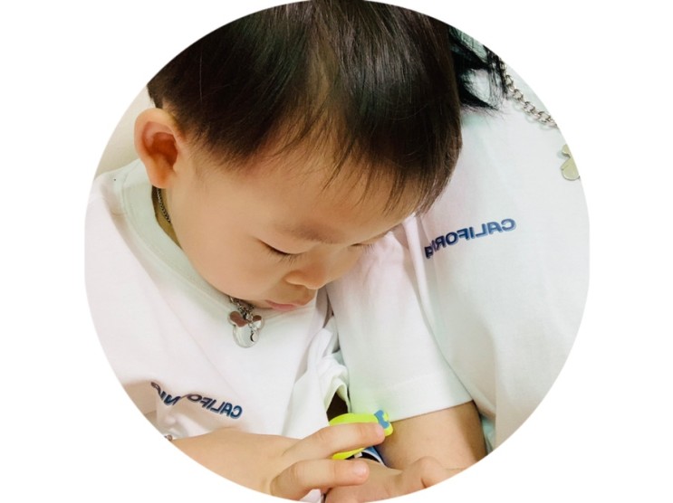 옥스타 여름 느낌 물씬 나는 남녀 공용 반팔 티 커플티 후기
