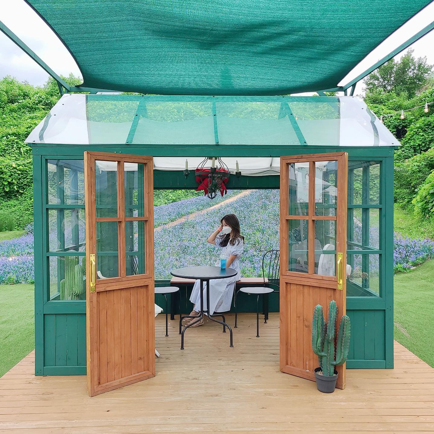 온종일 행복했던 1박2일 생일여행💚
⠀
좋은 추억 만들어줘서정말 고마워
⠀
#소라색 #시밀러룩 성공💙
⠀
#생일 축하해주셔서 감사합니다🙏💛
⠀
#시밀러룩추천 #원주여행 #사진정원 #생일여행 #생일파티 #원주비즈인호텔 #여행스팟 #여행지추천 #좋반 #ootd  #생일선물 #판도라팔찌 #아쿠아디파르마