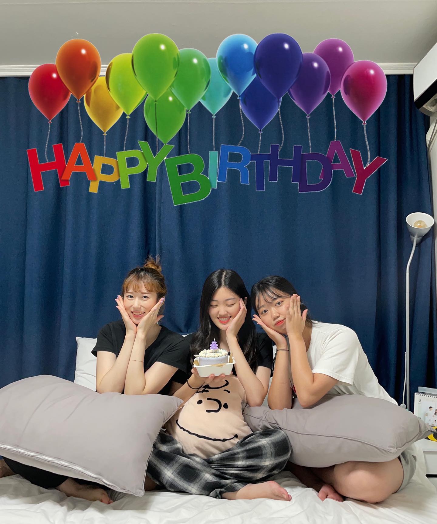 💜올해도 너네랑 함께💜
#hbd #홈파티 #웰컴투마이홈 #사실은에어비앤비