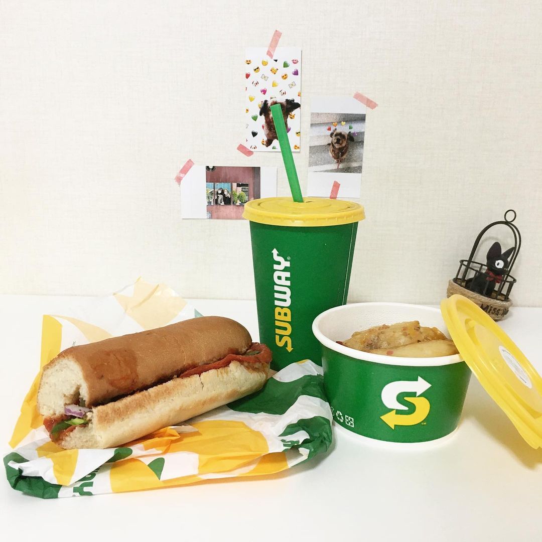 땡코의 먹스타그램 on Instagram: “#광고 #써브웨이 #페퍼로니피자썹 @subwaykorea . 핏짜 좋아하시는분~!!🙌 이번에 써브웨이에서 나온 '페퍼로니 피자 썹' 제발 드셔보세요😭😭 . 피자소스가 넉
