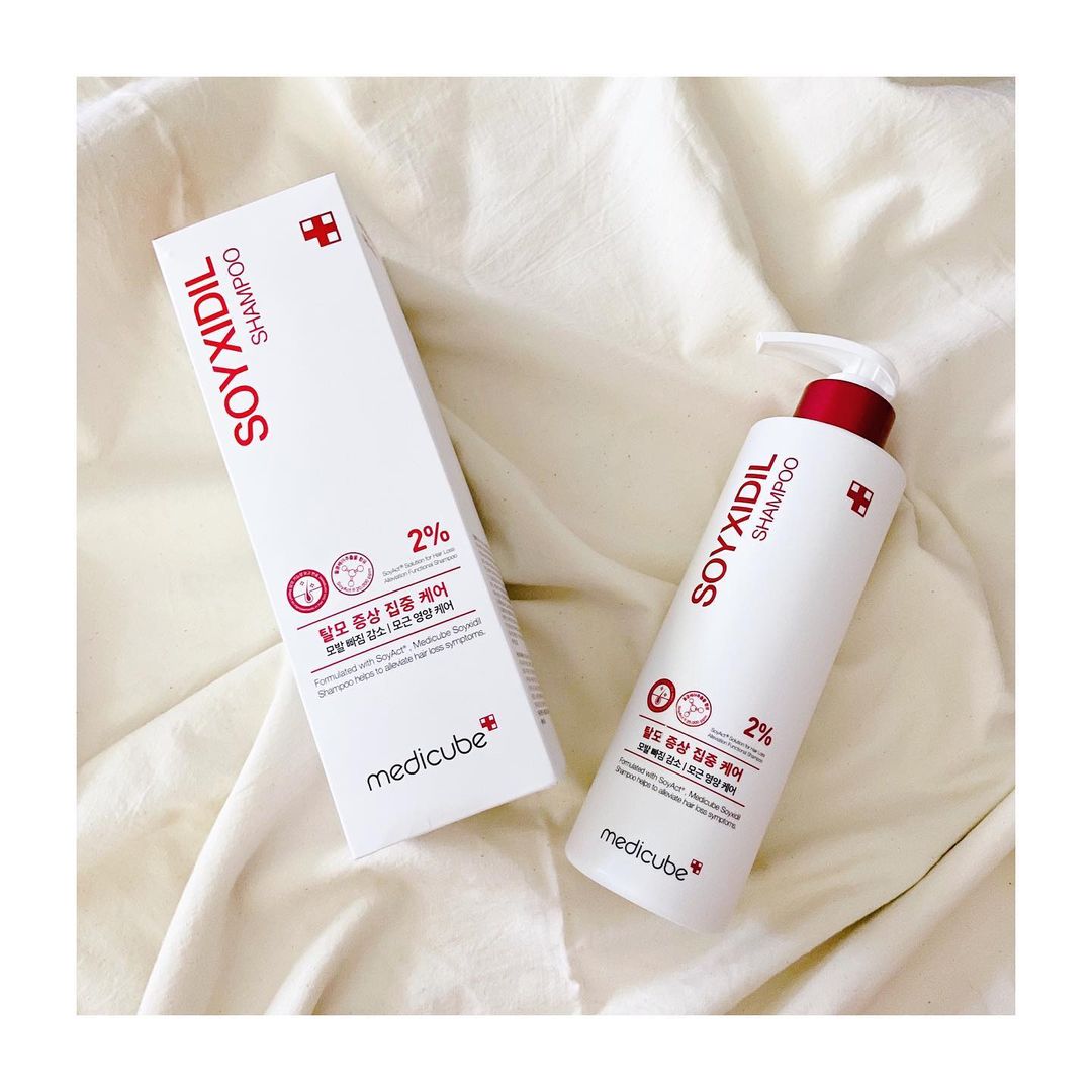 𝒮𝓊𝒽ℴ 𝓂ℴ𝓂 ･ᴥ･ on Instagram: “#제품제공 #협찬 출산 후 머리카락이 엄청 빠졌는데! 7일 탈모샴푸를 사용할 기회가🤍 머리를 감으니 뭔가 머리가 뽀득뽀득? 한 느낌~ 깨끗이 씻겨