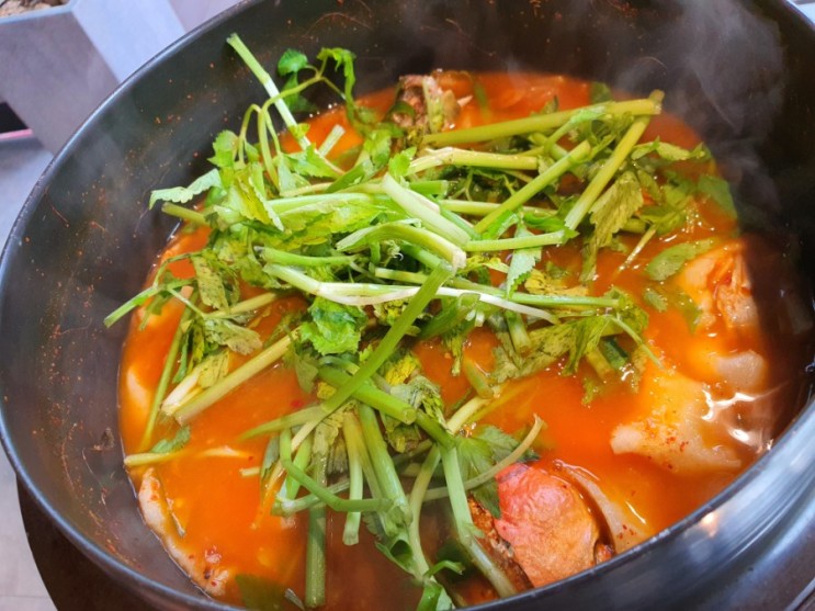 끼꼬아리뷰:-여주메기마을에 장어가요 :)