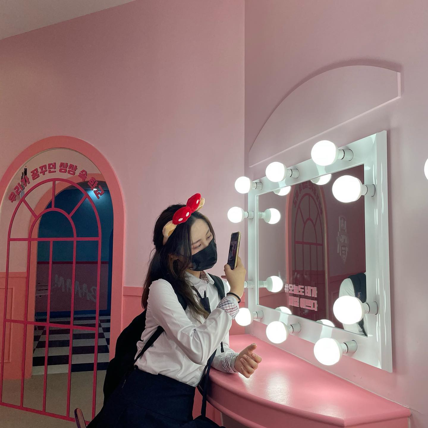.
𝕝𝕠𝕥𝕥𝕖𝕨𝕠𝕣𝕝𝕕
#갈사람