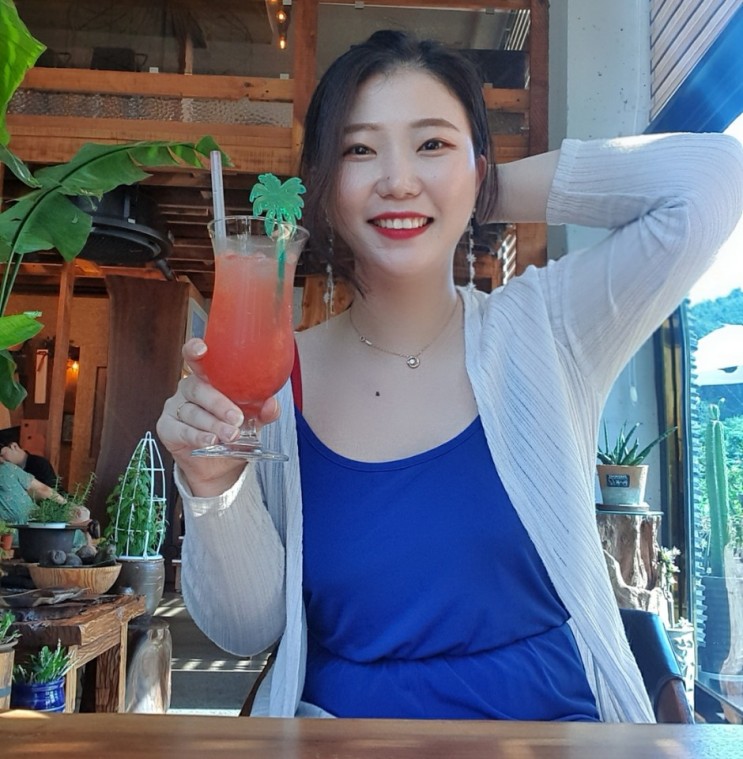 순천상사카페, 카페월