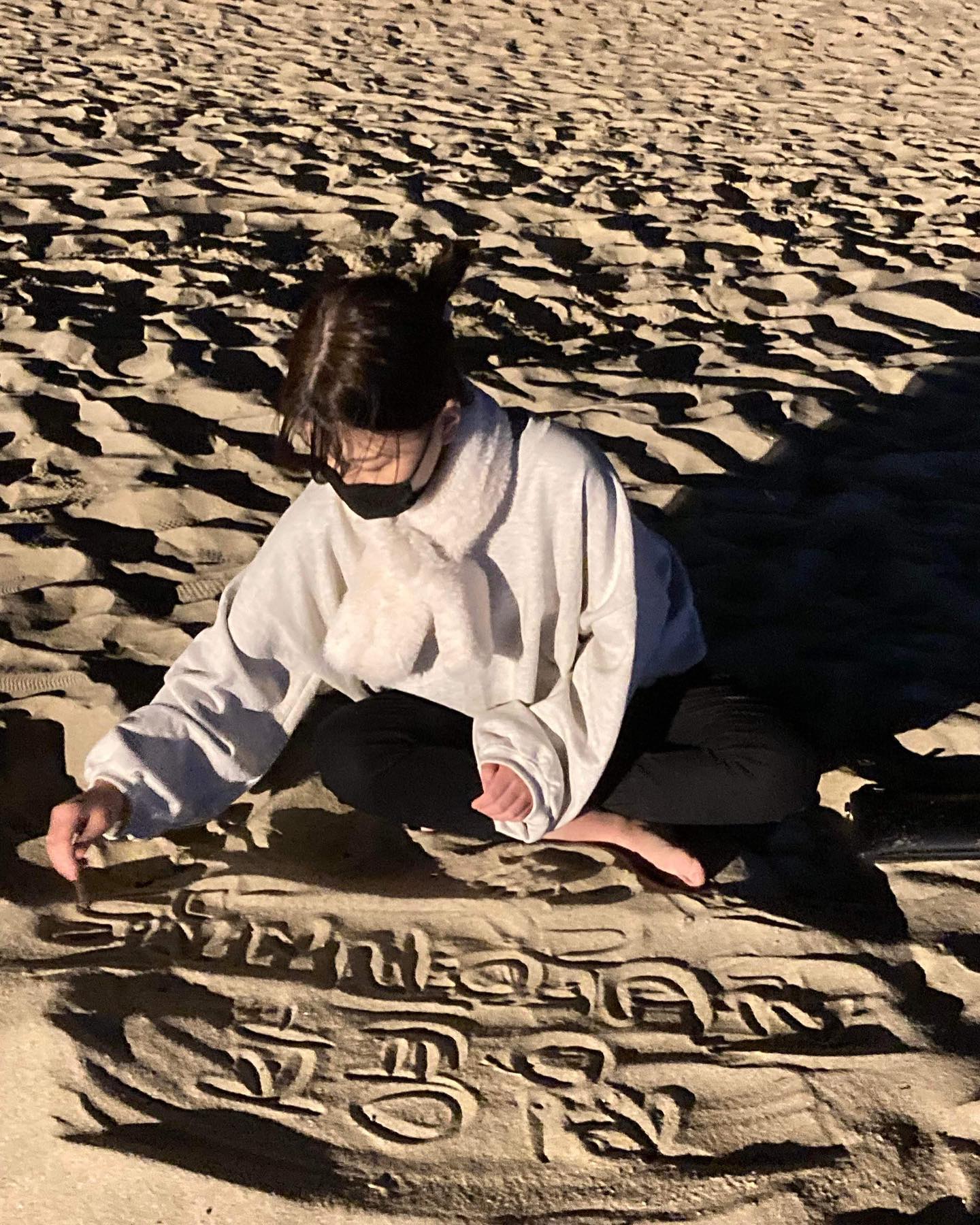 .
.
.
.
.
 #중학생 #해운대 #부산해운대 #해운대빛축제 #빛축제 #좋아요 #좋아요반사 #좋아요테러 #팔로우 #셀스타그램 #주말