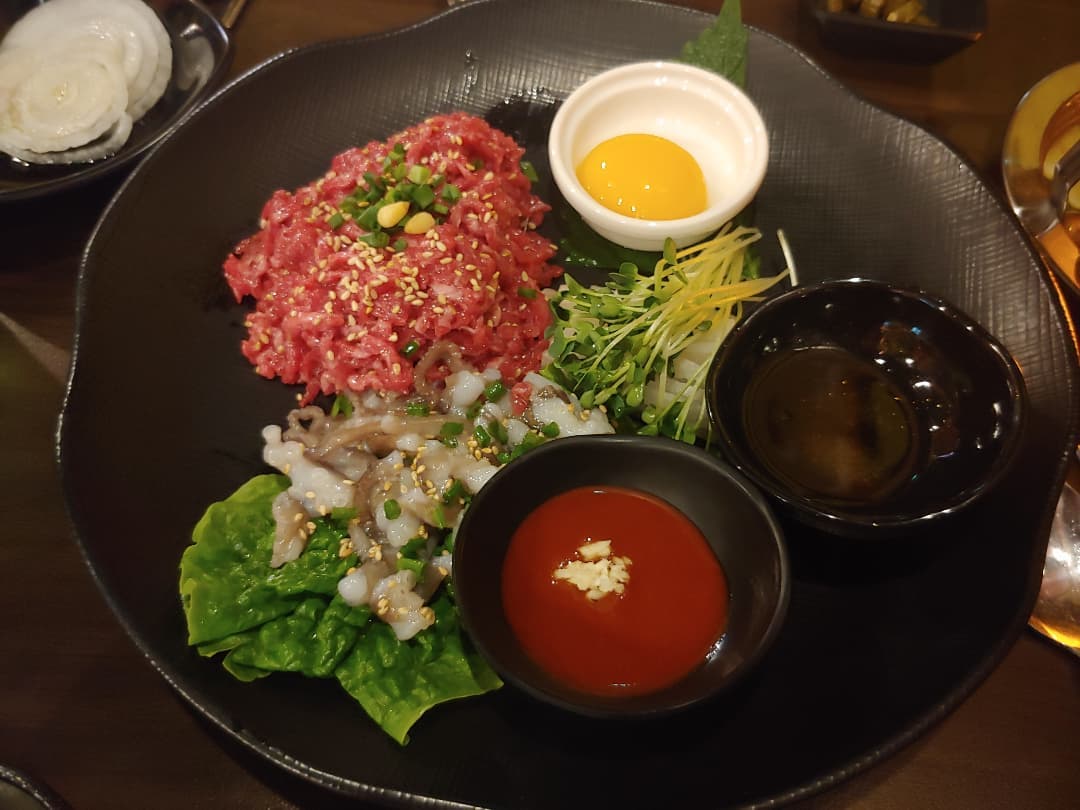 얼마만의 업로드인지😅
인태기 지대로 왔네....★

결혼식도 무사히 치르고 
여전히 잘먹고 잘지내는 요즘💋