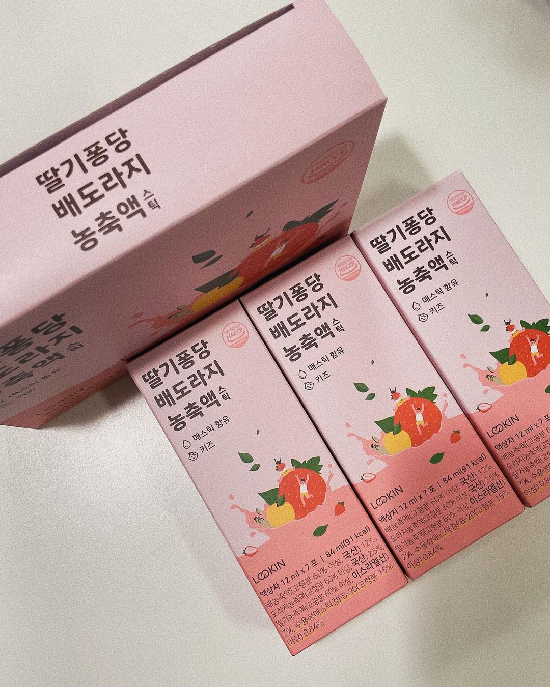 조 혜 림 🗣🎙 on Instagram: “#제품제공 영양제에 진심인 률이 🍓🍓🍓 소녀시대 써니가 꼭 챙겨먹는 배도라지 회사로도 유명한 무려 17년 건강기능식품전문회사 루킨에서 키즈 배도라지
