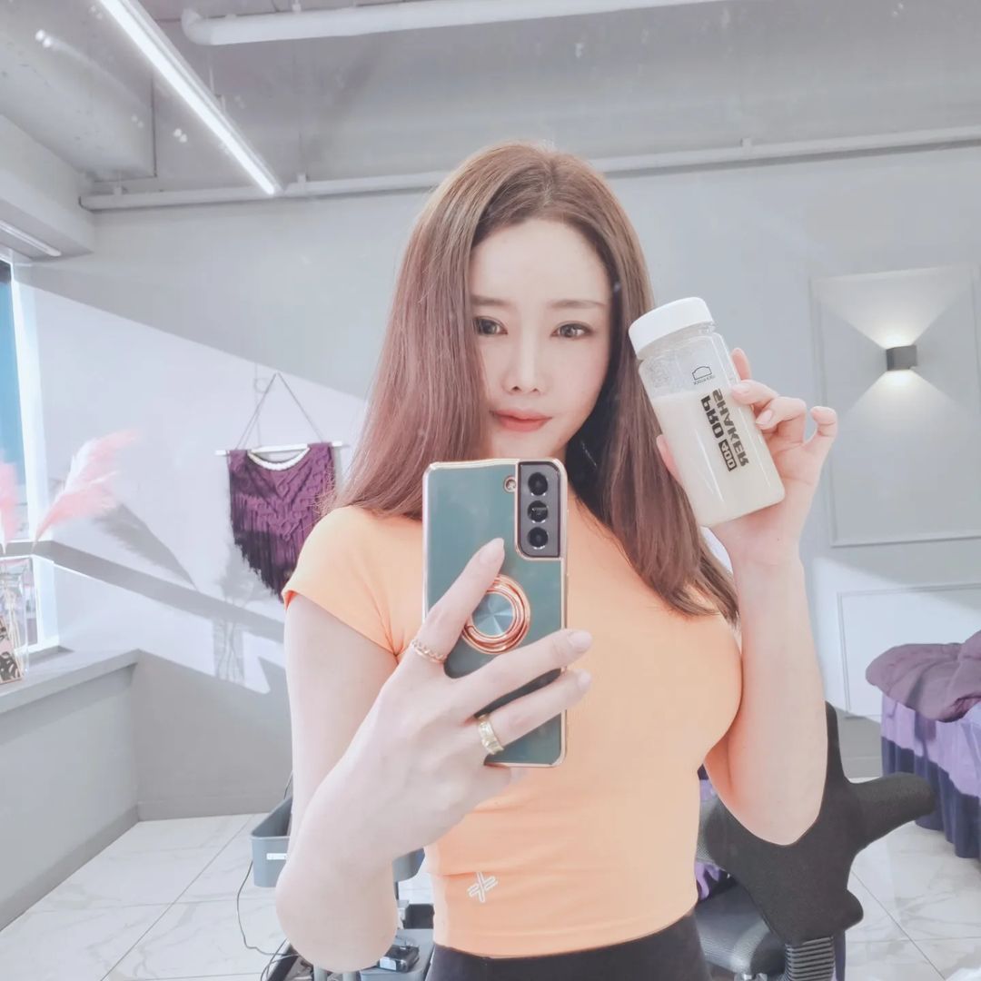 @beauty_blancs on Instagram: “프로틴스토리 식사대용 맛있는 단백질 다이어트 쉐이크 TV프로그램 뷰티 앤 부티에서 소개한 제품이예요 👉프로틴스토리 의 식사대용 맛있는 단백질 다이어트 쉐
