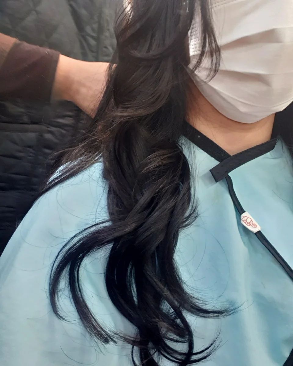 손기술이 감탄사를 불렀던곳^^
붙임머리 경력만 30년이상되신사장님의 손길을 느끼며 2시간만에 18인치붙임머리를 내두상에 맞게 예술적으로 만들어주셨어!!

붙임머리알아보시는 분들은
더 적은시간에 솜씨좋게 붙일수있는 
좀더오래가게만들어주는 레드라인헤어를 알아보세요^^

한번가면 다시방문한다는곳!
붙임머리의 예술을 느껴보세요♡
저는 노팁이 이렇게 편하지
처음알았는데 모의 품질도좋아서
앞으로도 계속 방문드리고싶어요^^

#레드라인헤어#노팁붙임머리#붙임머리첫경험#노팁붙임머리18인치#중랑구붙임머리#붙임머리잘하는곳#서울붙임머리잘하는곳#노팁붙임머리잘하는곳추천#레드라인헤어추천#레드라인헤어정보