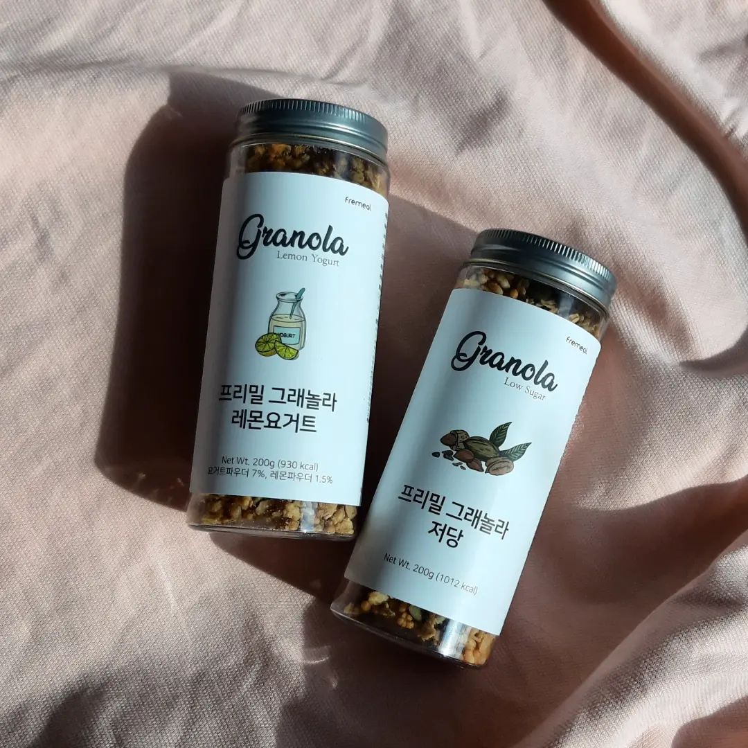 @ekbbb898 on Instagram: “아침대용 식단관리에 건강한 그래놀라 "프리밀 그래놀라 저당 & 프리밀 그래놀라 레몬요거트" 설탕, 밀가루, 팜유가 들어가지 않은 수제 그래놀라 캐나다산 귀리와 메이