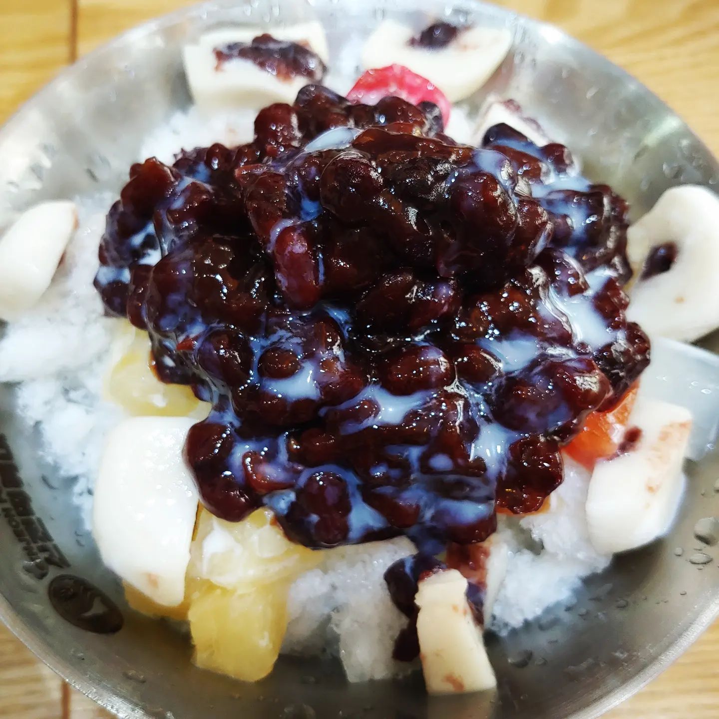 항상 과일빙수만 먹다가 팥빙수 먹었던 날🍧
오랜만에 먹고싶다‎ ٩⍢⃝˵ว