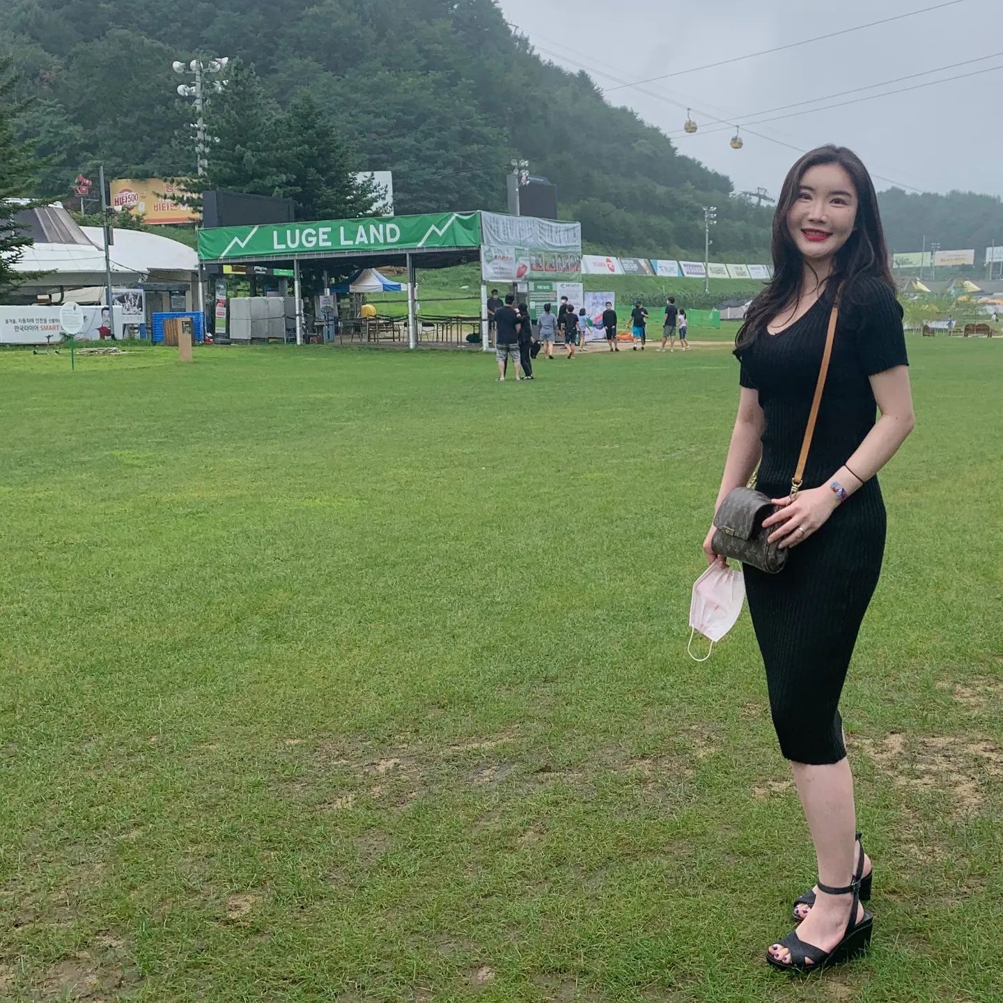 💄
#제품협찬
요즘 내 메이크업은 #모이스올가 와 함께❣ 

비건제품이라 민감성 피부도 안심하고 사용할 수 있는 착한 색조제품이라 더 자주 손이가요🦐

특히나 번짐없이 컬링도 잘 잡아주던 마스카라가 베스트 오브 베스트👍

#클린뷰티 #비건뷰티 #마스카라추천 #선크림추천 #프라이머