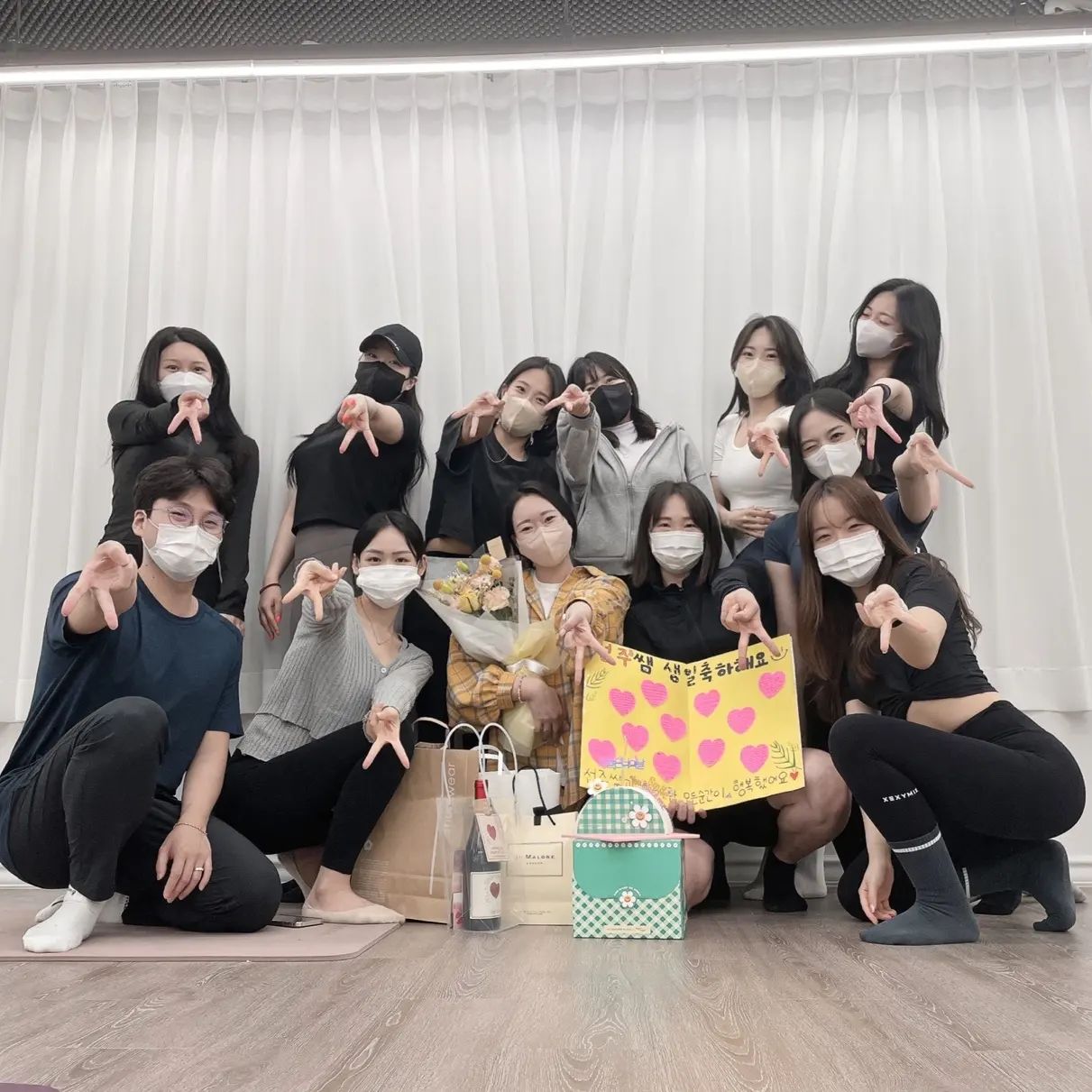 #IIPA #63기
 
애정하는 이파63기💛
넘치게 사랑받고, 감사받았던 하루🙏
쌤들과 함께했던 교육기간은
저에게 정말 행복이었어요💕💕💕