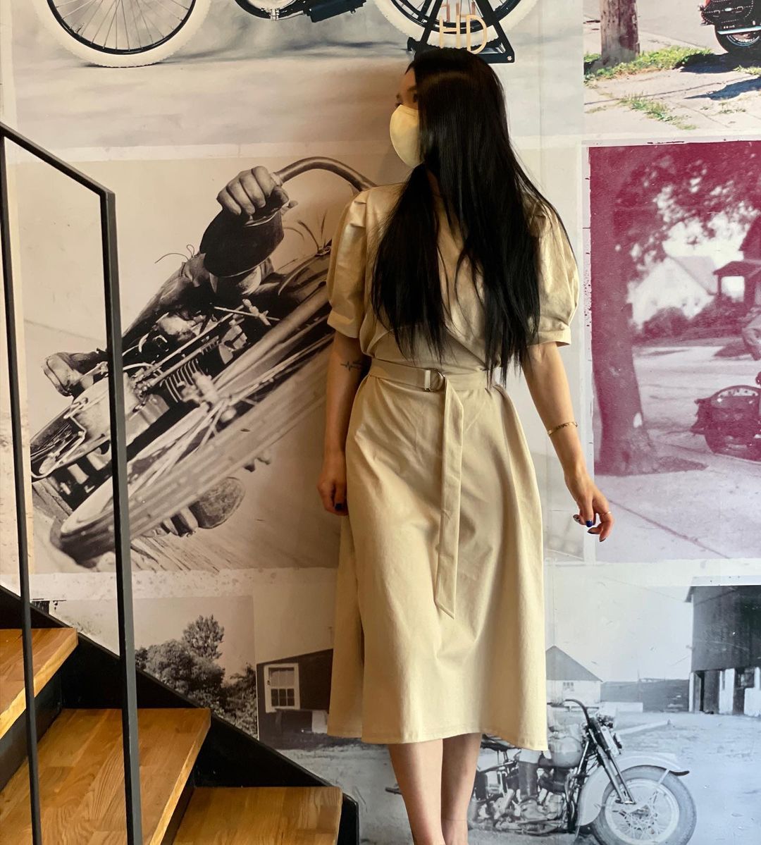 이솔유 on Instagram: “#협찬 👗모블링 벨트 롱 원피스 이런 요자 요자한 느낌 너무 젛아요🤎 받고 입는 순간 내옷이다 싶었답니다🤍 지금 날씨에 딱인거 같아요 구김도 없고 너무 편안하네