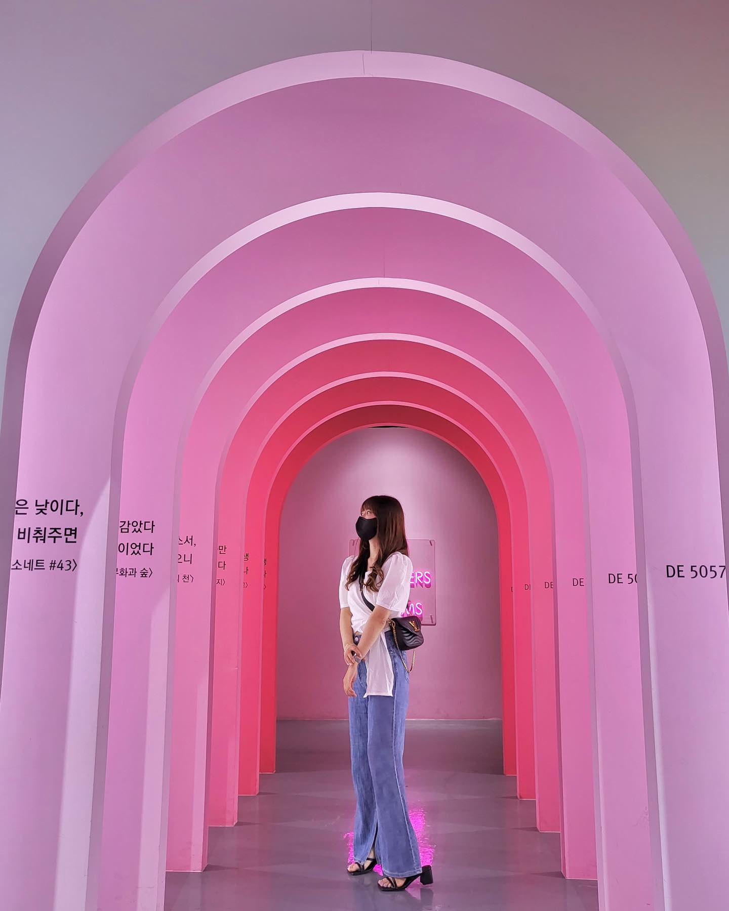#여행기록

핑크핑크
색감너무좋당💖
#여수 #아쿠아플라넷 #뮤지엄오브컬러