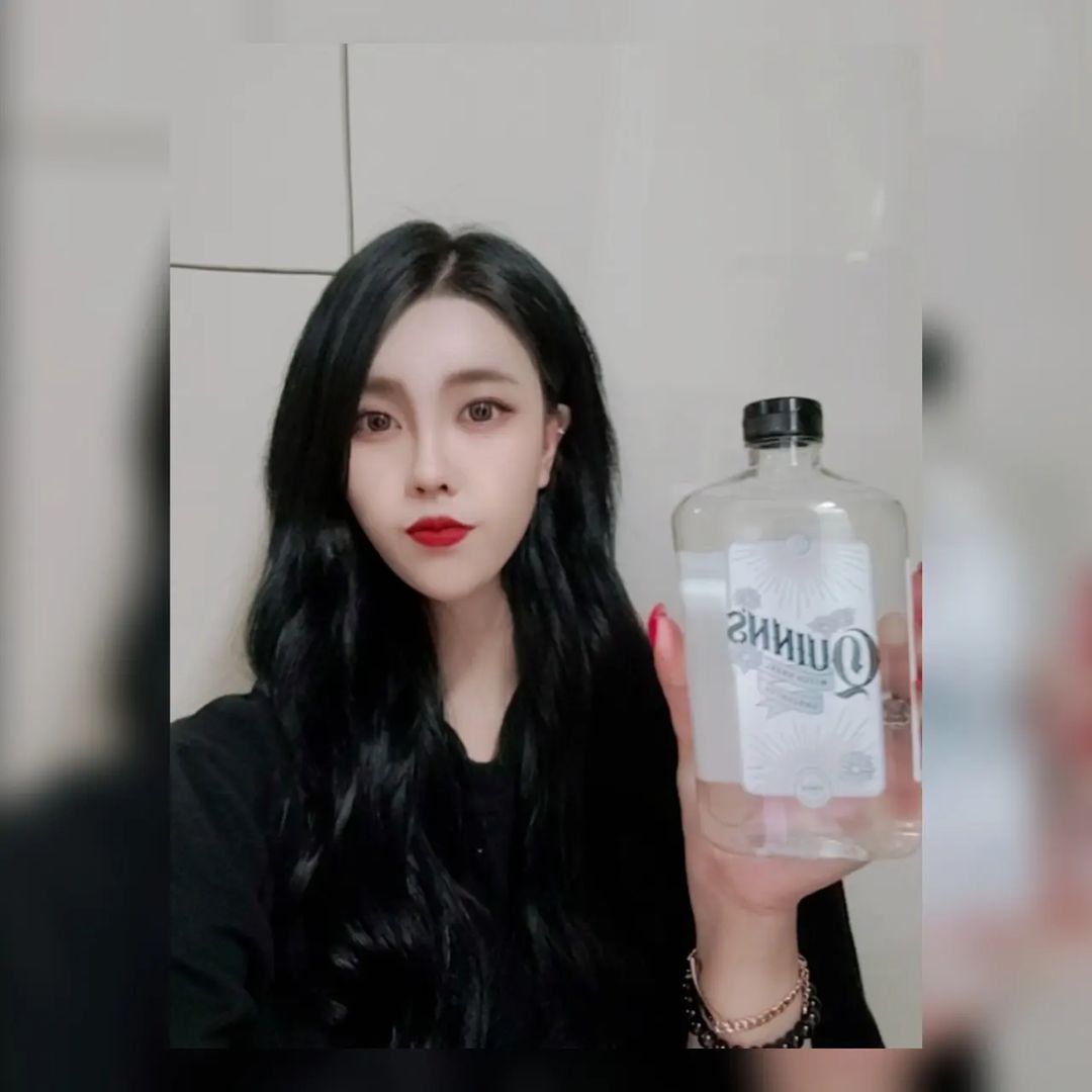 장혜림 on Instagram: “#협찬 위치하젤 토너 언센티드 510ml의 대용량의 위치하젤 토너는 닦토의 순기능에 충실한 워터 타입으로 화해 별점 4.2이상이나 받은 순한 성분‼️ ❤피부안전성 test 완