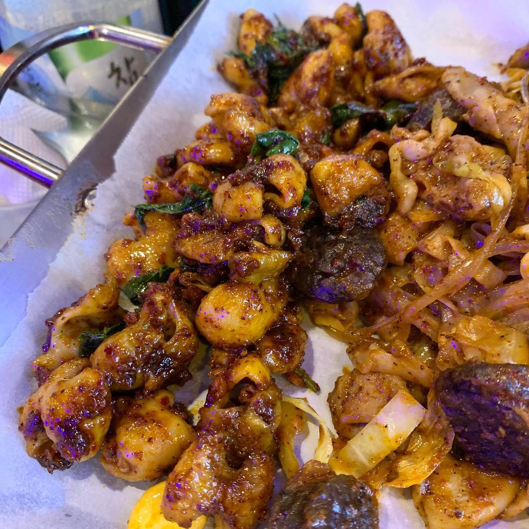 해산물을 좋아하는 초보요리사 _해초씨 on Instagram: “<협찬> 선릉맛집 꿀때기곱창 (구 사당 배때기곱창) 장마가 시작하던 날 퇴근 길에 비도오는데 맛난거 없나 찾던 중 선릉맛집 꿀때기 곱