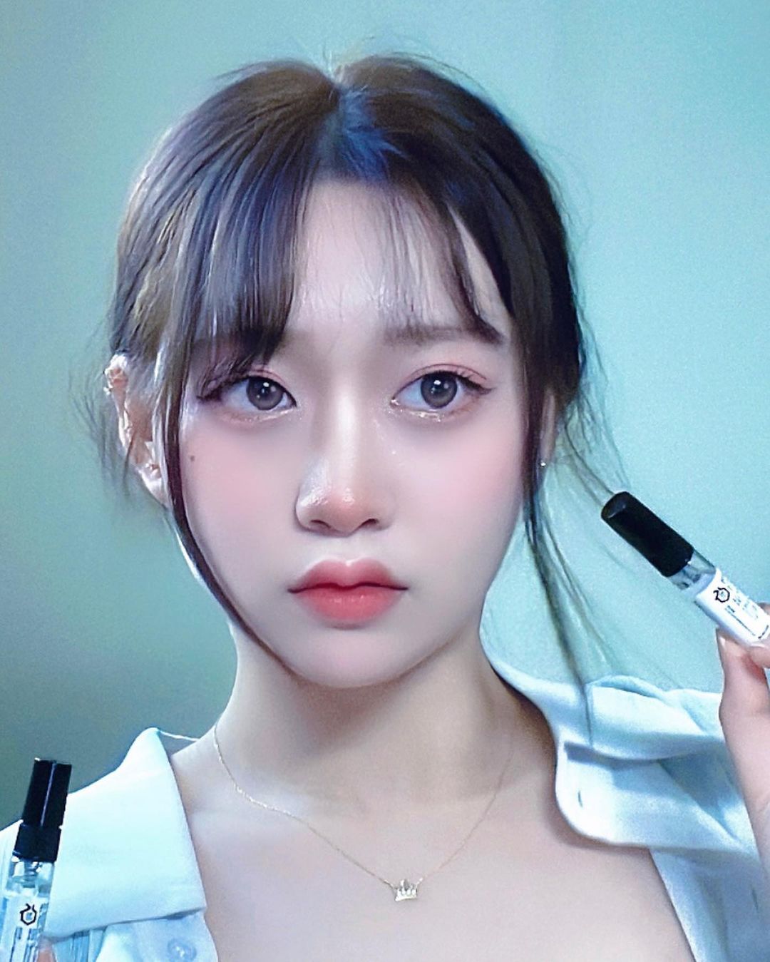 이윤지 on Instagram: “#협찬#광고 @blackhobby_official 🫧🖤블랙하비 드레스퍼퓸 5종 디스커버리 세트🖤🫧 블랙하비(BLACK HOBBY)라는 브랜드에서 향수는 처음 쓰는데 향이 너무 좋아서 나갈 때마