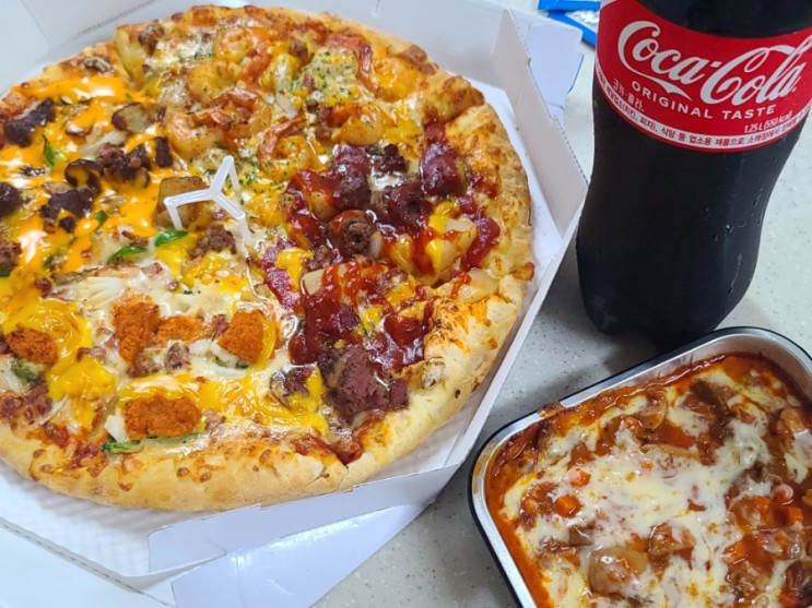 도미노피자 블록버스터4+뉴치볼+콜라 1.25L 기프티콘 배달 후기🥰