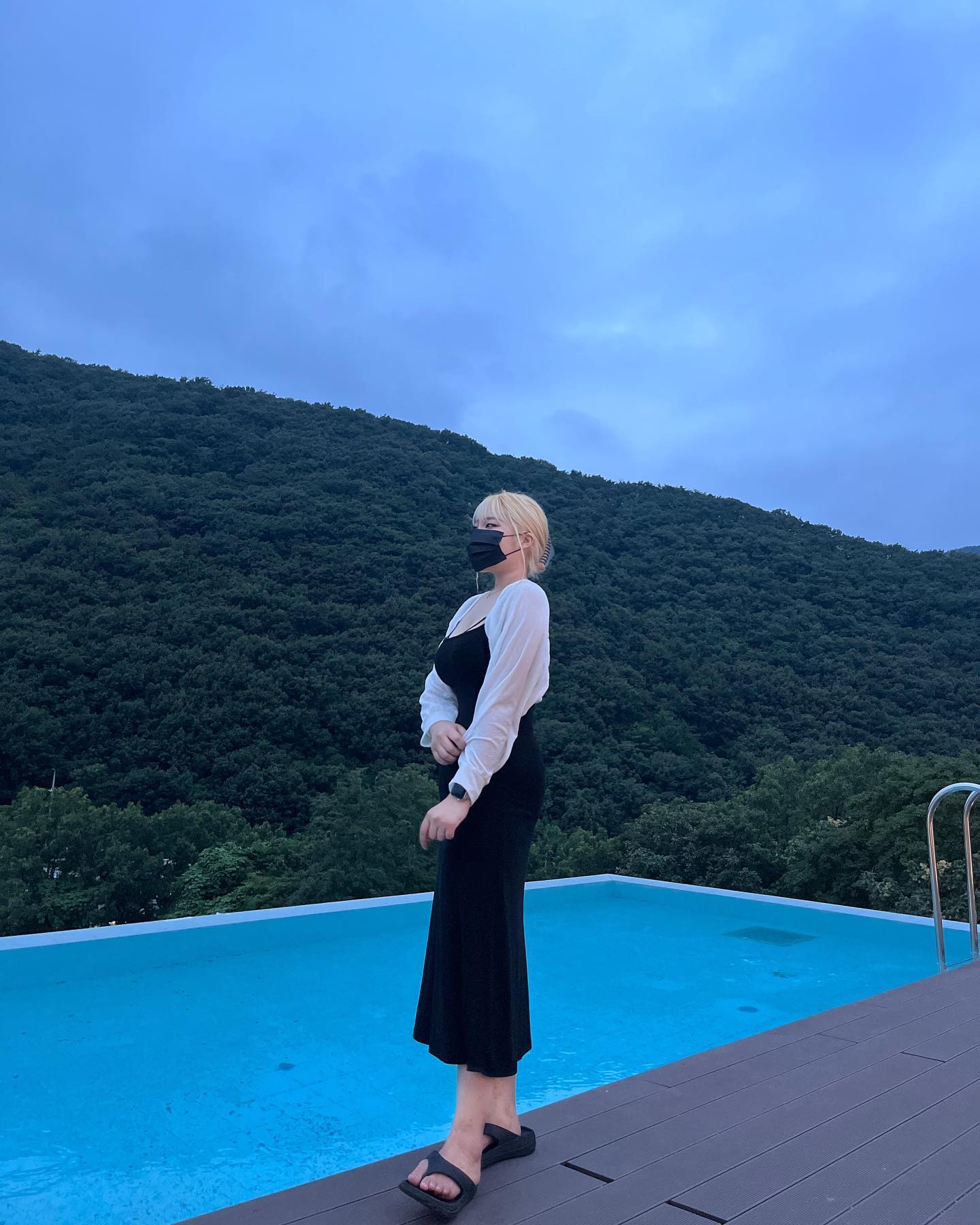 즐거운 월ㄹ료일..🥹