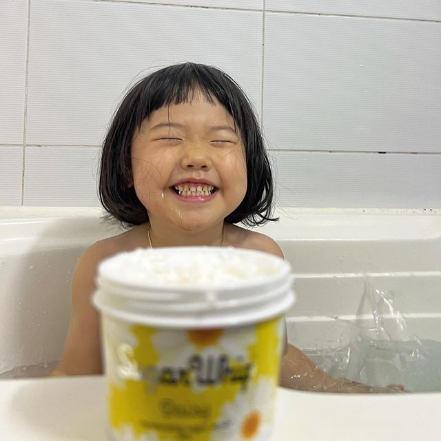 으뉴그램 on Instagram: "[제품을 지원받아 리뷰를 작성하였습니다] 신개념 크림제형의 슈가스크럽 !! 잠깐 프라이멀 엘리먼츠를 소개하자면 1993년 미국에서 탄생한 비건 뷰티 브랜드로 지속 가
