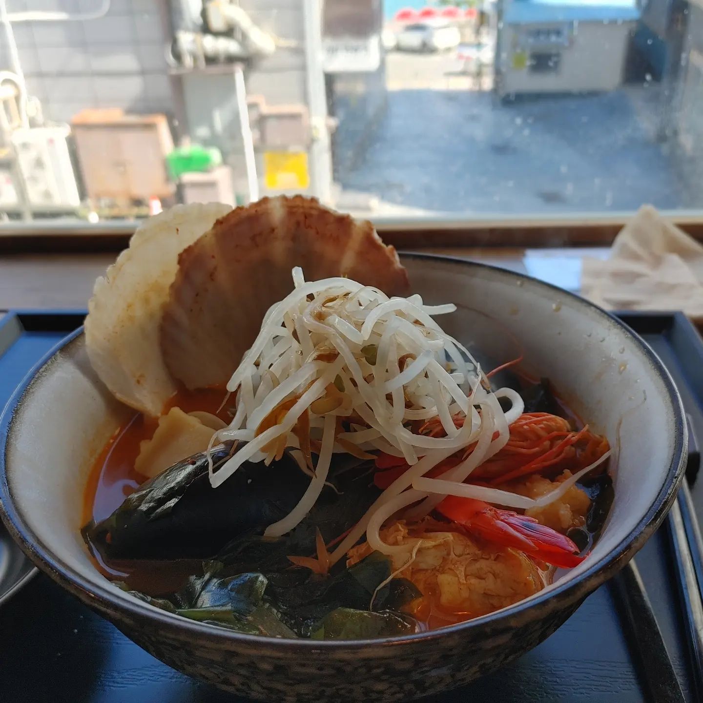 송정에도  해물라면집이  생겻다

국물이  끝내줘서  해장엔 딱이네

#송정해수욕장#부산송정맛집#부산송정라면#부산맛집#키친368#해물라면#해운대맛집#소통#일상#맛집투어