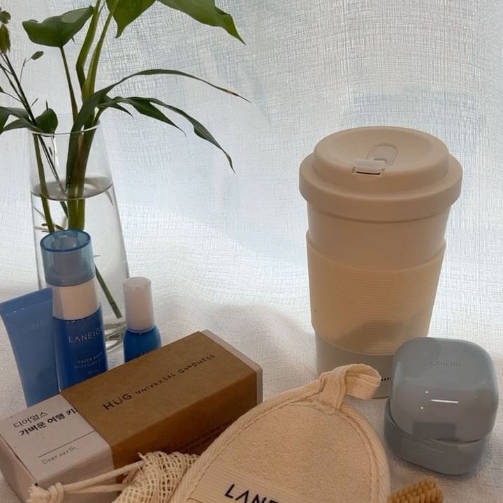 물발자국을 줄이는 save the water 클린여행🦶

-여행 키트로 착한 여행 실천하기

라네즈의 리유저블 텀블러, 친환경 어매니티(샴푸,린스,바디바),샤워타올,칫솔,파우치로 지구에 무해한 착한 여행을 즐기며 소중한 물과 지구를 지키는 챌린지를 함깨해요

#laneigehug #savethewater #라네즈허그 #BYE물발자국