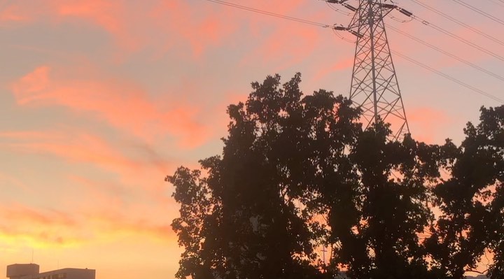 오늘 날씨 좋았다✨

#구름사진 #분홍색구름 #하늘 #구름 #날씨좋다 #좋아요 #sky #clouds #맞팔