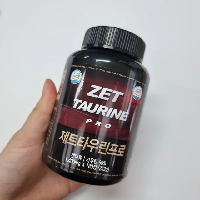 ❤서뤼❤ on Instagram: "#광고 근육맨닷컴 제트타우린프로★ 최상의 퍼포먼스를 위한 아미노산 추가공급을 한 근육맨닷컴 제트타우른프로!! 휴대 및 섭취가 간편한 정제타입으로, 1회 섭취분
