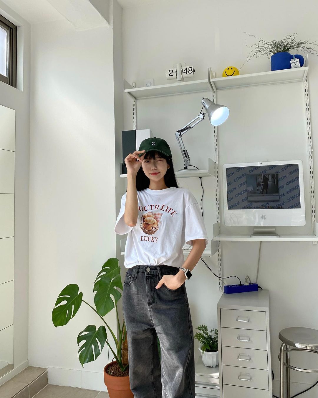 김송화 on Instagram: “#광고 #친환경패션 #친환경브랜드 #까를로 #carlo #친환경 #볼캡 #모자 #캡모자 여름에 어울리는 패션아이템🌱 휘뚜루마뚜루 코디하기에 넘 이쁘다👏🏻 얼굴도 작아보이