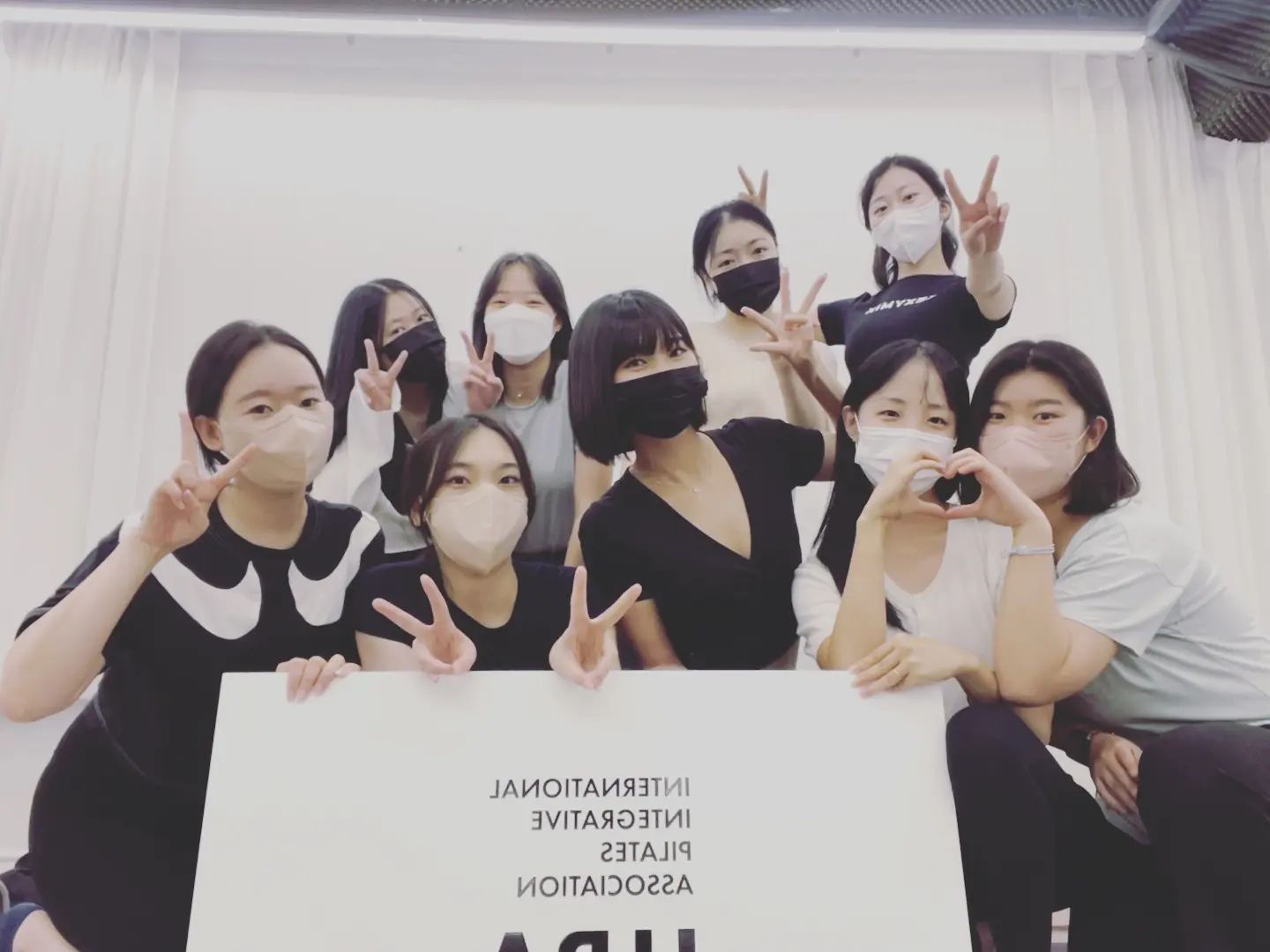 #이파 #68기 #필라테스지도자과정 

모두 그동안 고생많았습니다💕
언제 어디서든 꼭 필요한 강사님들이
되기를 바랍니다💕💕💕
필라테스지도자과정 이파68기 화이팅👍

#필라테스 #필라테스강사 #iipa #pilatess #pilatesinstructor #지도자과정 #필라테스자격증
