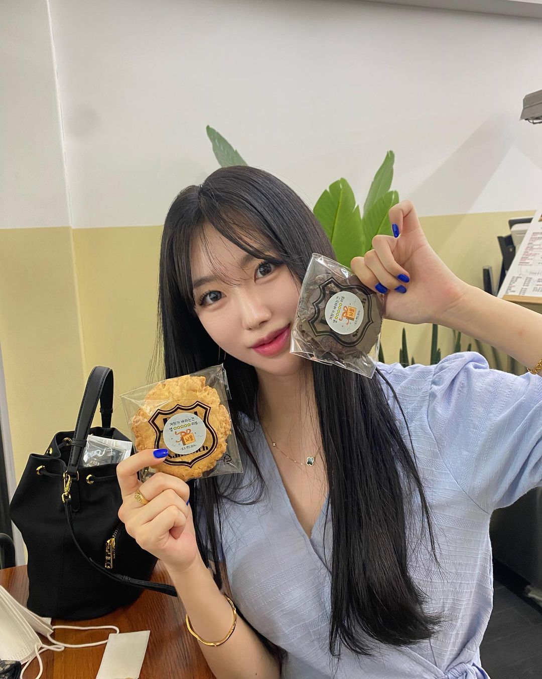 𝑬𝒔𝒕𝒉𝒆𝒓 𝑷𝒂𝒓𝒌 on Instagram: “#광고 서울 송파구에 위치한 로드샌드위치 올림픽점에서 잠봉뵈르랑 스파이스치킨 메뉴 먹고 왔어요! 빵이 고소해서 맛있었고, 신선한 야채랑