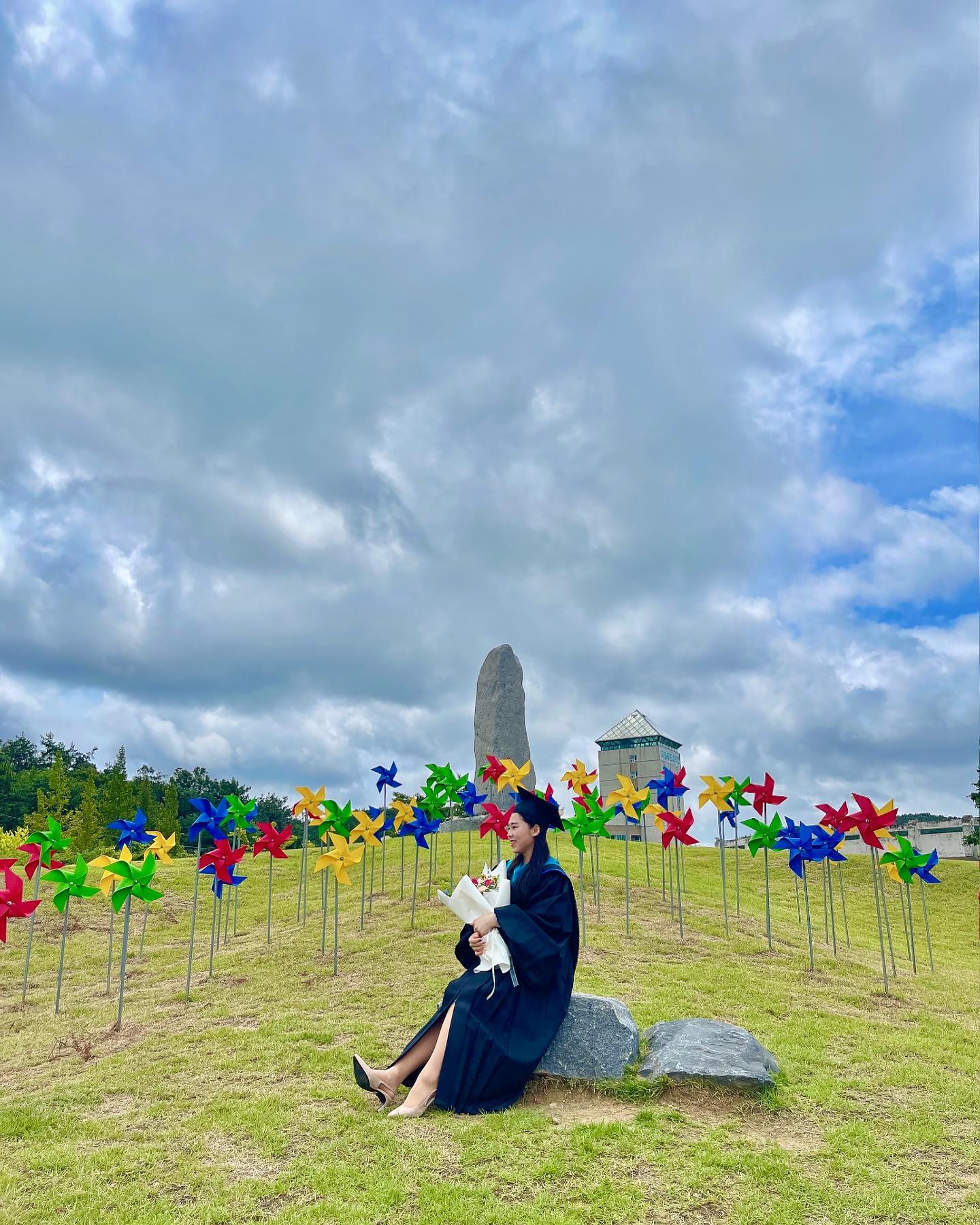 드디어 나도 척척석사로 졸업🎓

#졸업 #교육대학원 #대학원생 #졸업사진 #척척석사