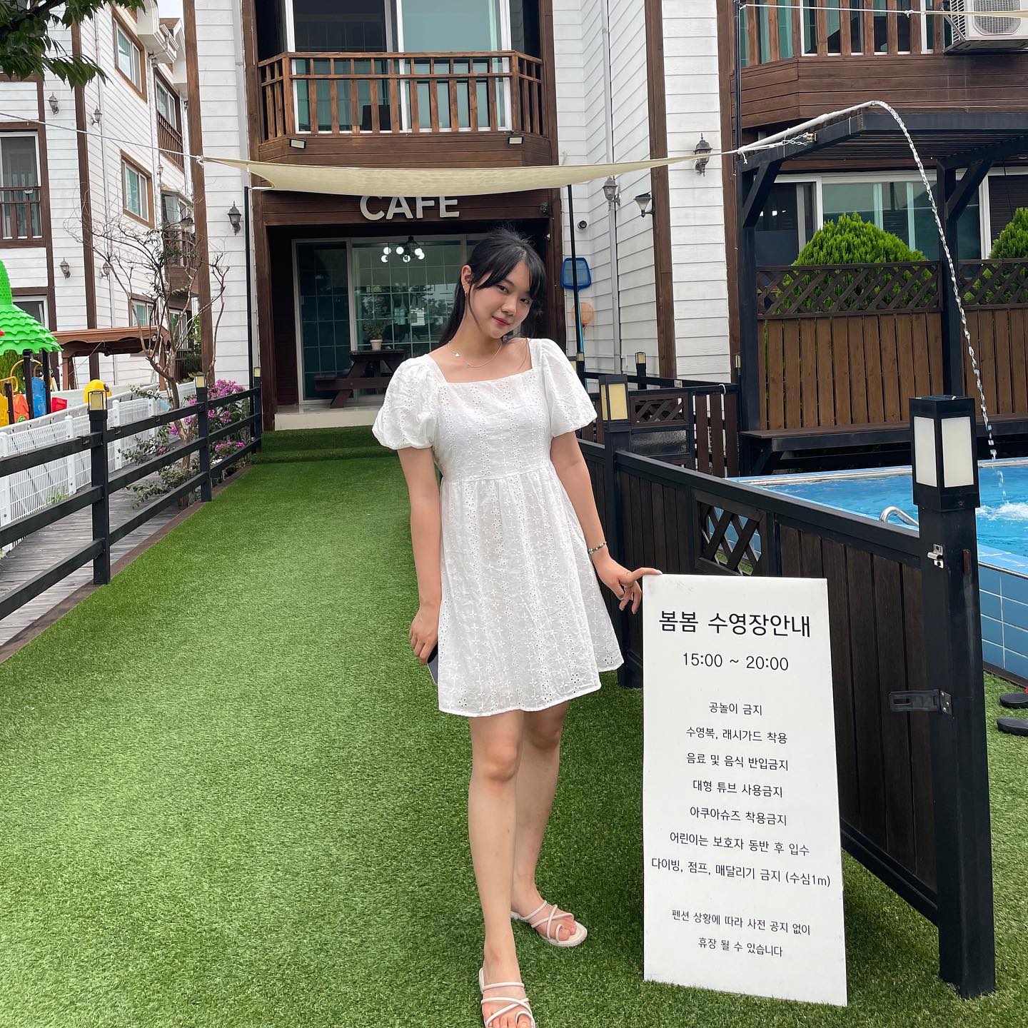 아마도 8월 요약본
.
.
.
#울산 #경주 #데일리 #데일리그램 #일상 #daily #ootd #여행 #휴가 #instadaily #고양이 #cat #냥스타그램  #냥이 #집사 #고양이스타그램  #개냥이  #고양이집사  #instacat  #코숏 #집사그램