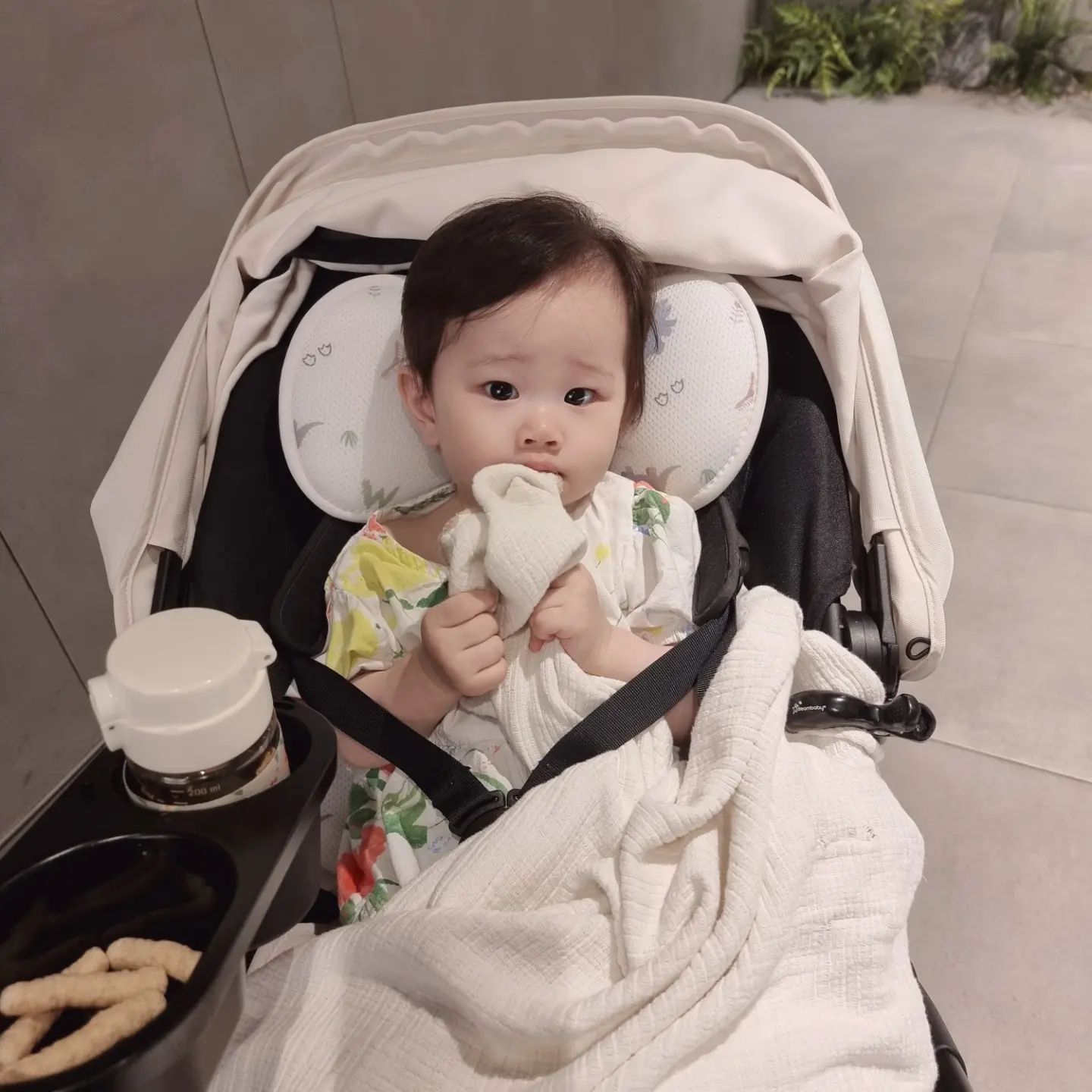 수아맘🤱 수아 449일차👼

이불 빠는게 어쩜 이렇게 사랑스러울까유

#인스타베이비 #아기모델 #딸맘 #도치맘 #맘스타그램 #예쁜아기 #슈프림 #supreme #맘소통 #소띠맘소통 #소띠맘 #육아맞팔 #육아소통 #육아정보공유 #소띠육아소통 #육아일기 #육아소통맞팔#맞팔해요 #소통환영 #선팔맞팔 #좋반사 #댓반사 #ff