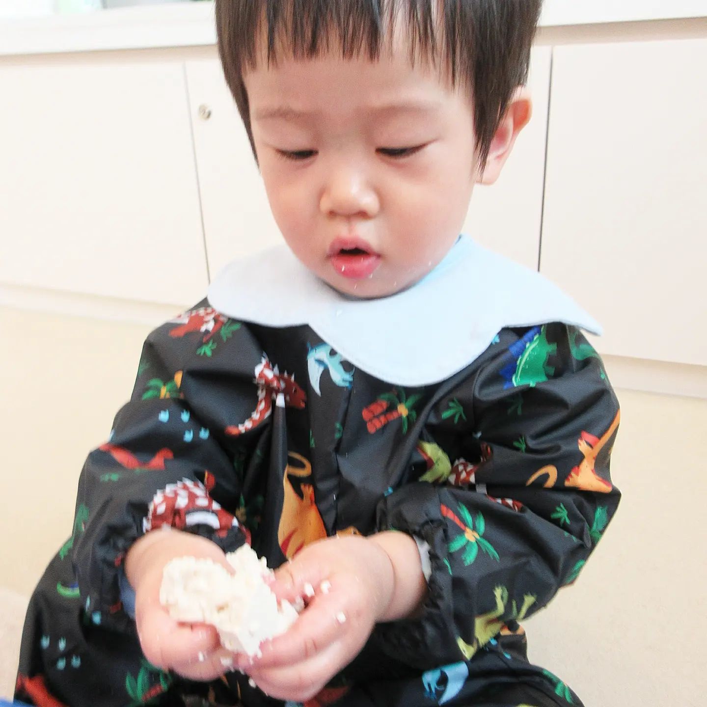 ⁣
ma bebe ⁣
⁣
어느새 15개월이구나,⁣
시간이 정말 빠르다⁣
⁣
엄마는 벌써 복직을 하고⁣
우리 아가는 어린이집에서 훌쩍 커버린거 같아 아쉬워⁣

언제나, 사랑해 😘⁣
⁣앞으로도 우리 이렇게 잘해나가보자⁣
⁣
#15개월아기 #아들맘 #워킹맘 #화이팅⁣