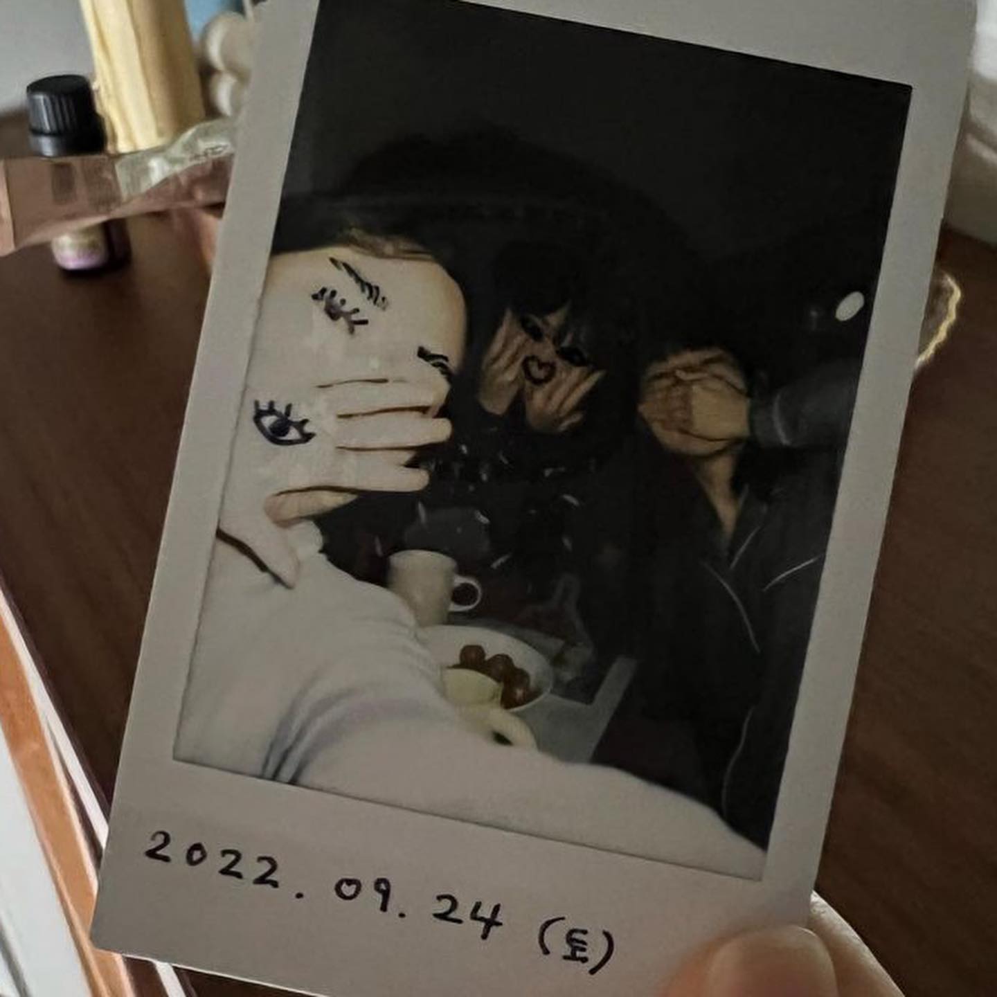 드됴 SKY 에어비앤비🤍💙

15년치 추억을 모두 털었던 밤 ⁎⁺˳✧༚
