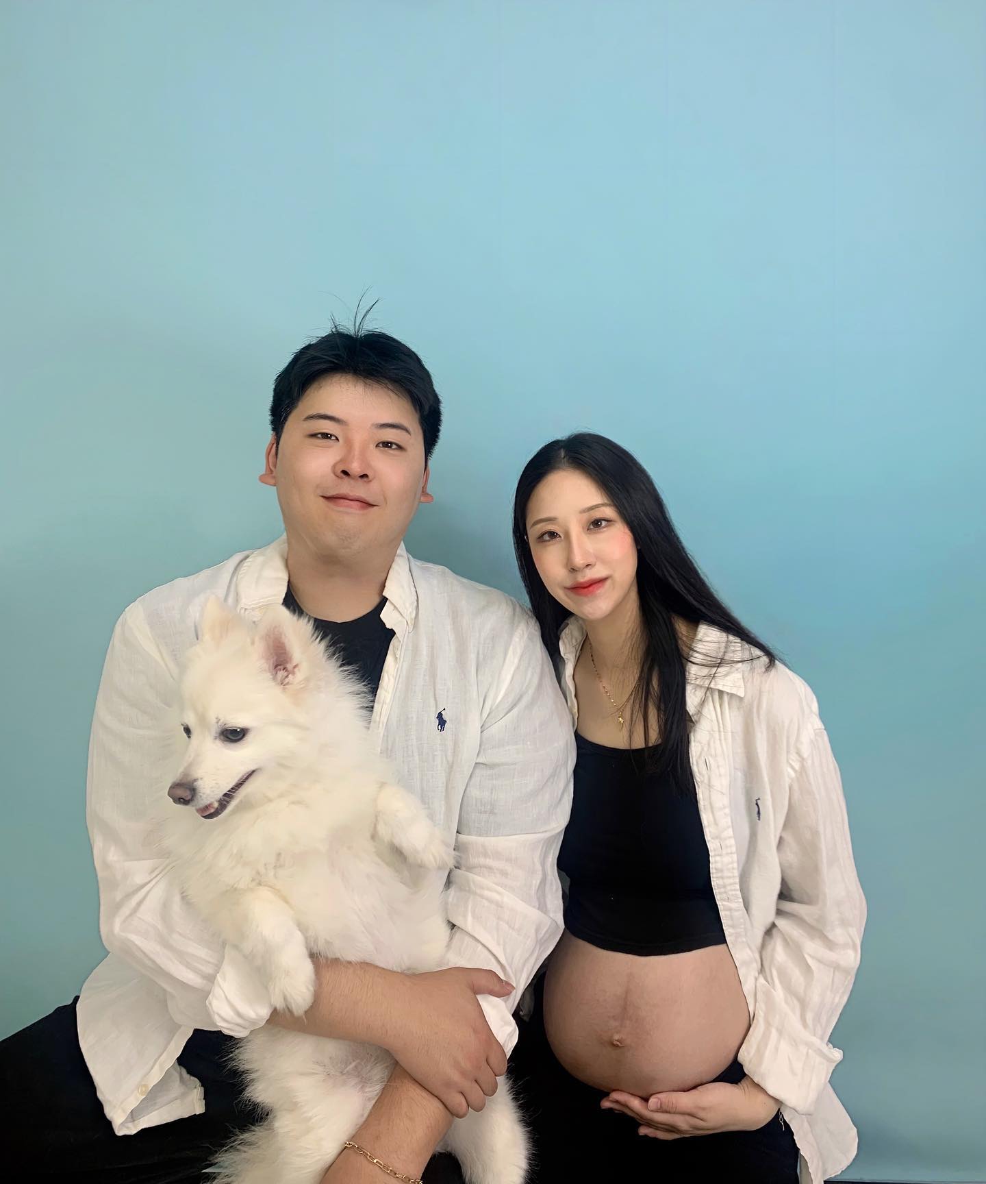 출산일 다되어서 찍은 만삭사진
D-19 곧만나자 아들🫶🏻

#만삭사진 #셀프만삭 #흑호 #예비맘