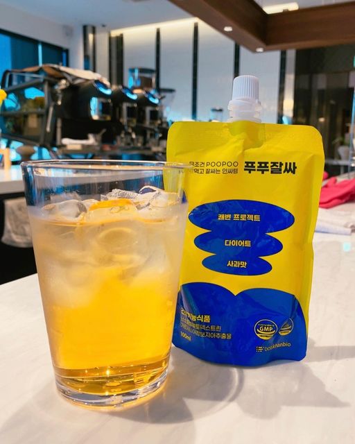 박은선 on Instagram: "#광고 이거 먹으면 1일 1똥 실화야?👍🏻👍🏻 잘먹고 잘싸는 인싸템 푸푸잘싸🍏 진짜 화장실 못가는 사람들 꼭 먹어보세요!!🎉 그냥 음료수 같아서 거부감 1도 없어!!