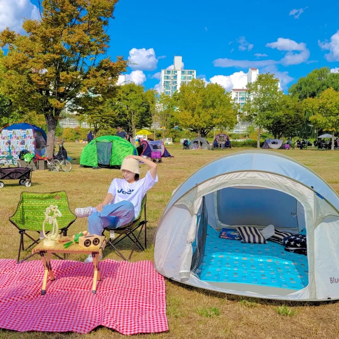 슬 추워지기 전에 언릉 광합성을 🌞
뚝섬 한강공원 피크닉~

더 자세한 내용은 피드에 있는 블로그 확인해 주세요 ❤️ 

#뚝섬한강공원 #뚝섬피크닉 #힐링텐트 #뚝섬공원