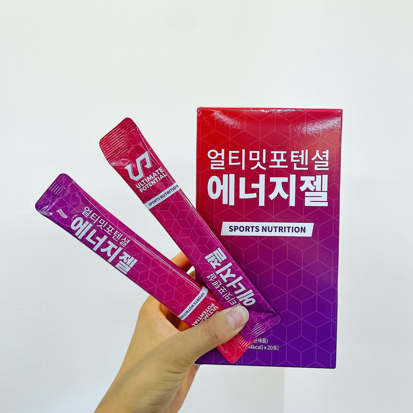 #광고

🙋🏻‍♀ 운동 중 에너지, 당이 자주 떨어지는 사람?

🙋🏻‍♀ 운동이나 경기 전 음식 먹기는 부담스럽고.. 간편하게 탄수화물을 채우고 싶다면?

간편하게 쭉 짜먹으면 탄수화물 섭취 완료!

빠른 흡수로 힘을 내는데 도움을 주는 제품🔥

✔ 1포에 25g 44kcal

✔ 당 0g , 지방 0g

✔ 집중력 향상, 에너지 보충, 당충전, 퍼포먼스 증가

강원FC, 두산베어스, KT 위즈 등 13개의 프로구단과 수많은 운동선수들이 선택한 에너지젤!

#얼티밋포텐셜 #에너지젤 #단백질보충제 #보충제 #운동필수템 #운동 #파워젤 #에너지보충