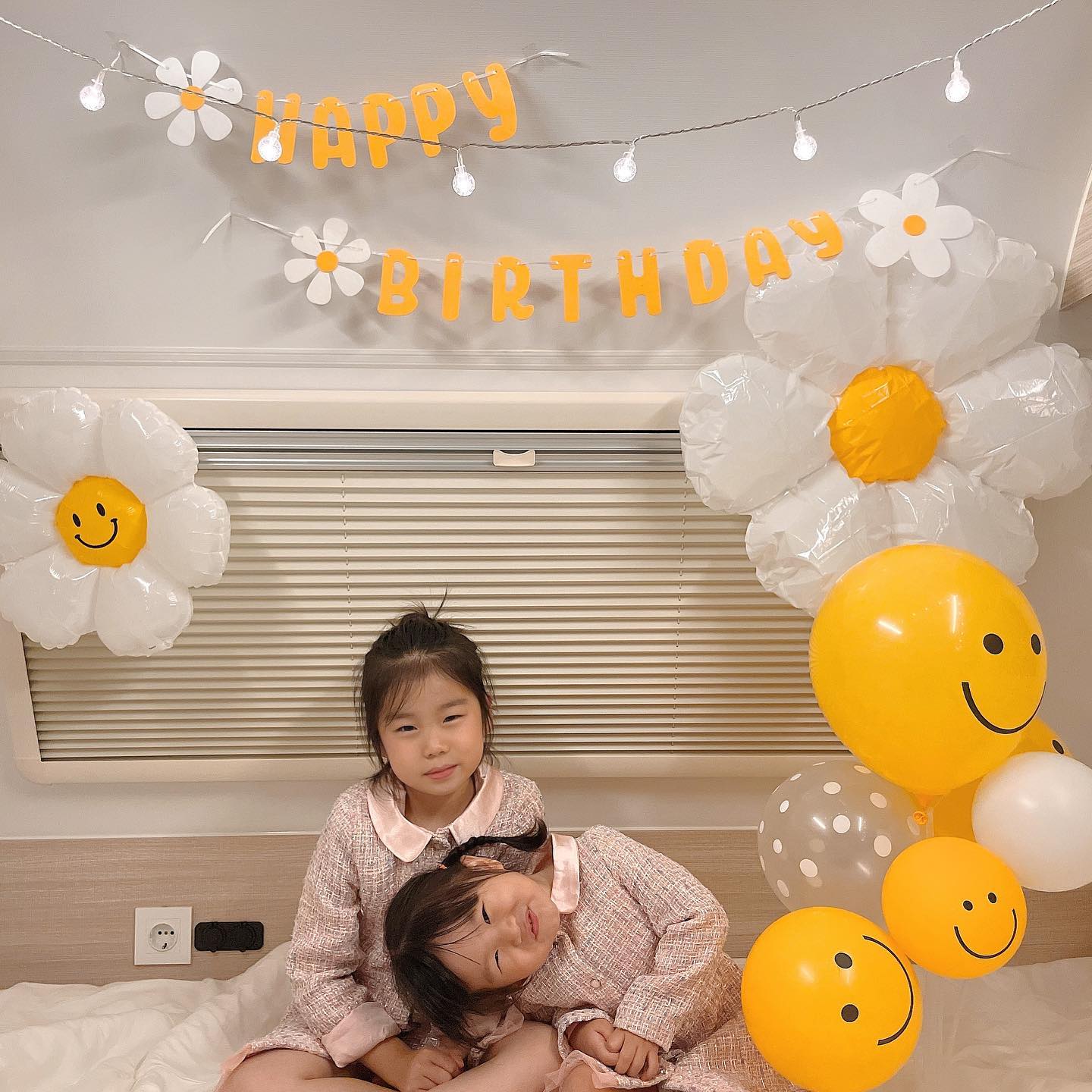 #HBD

우리 하리니 세돌 축하해🎉💕
벌써 36개월이라니🫢
쑥쑥성장하느라 기특해🫶🏻
따랑해요 유하린❤️👨‍👨‍👧‍👧