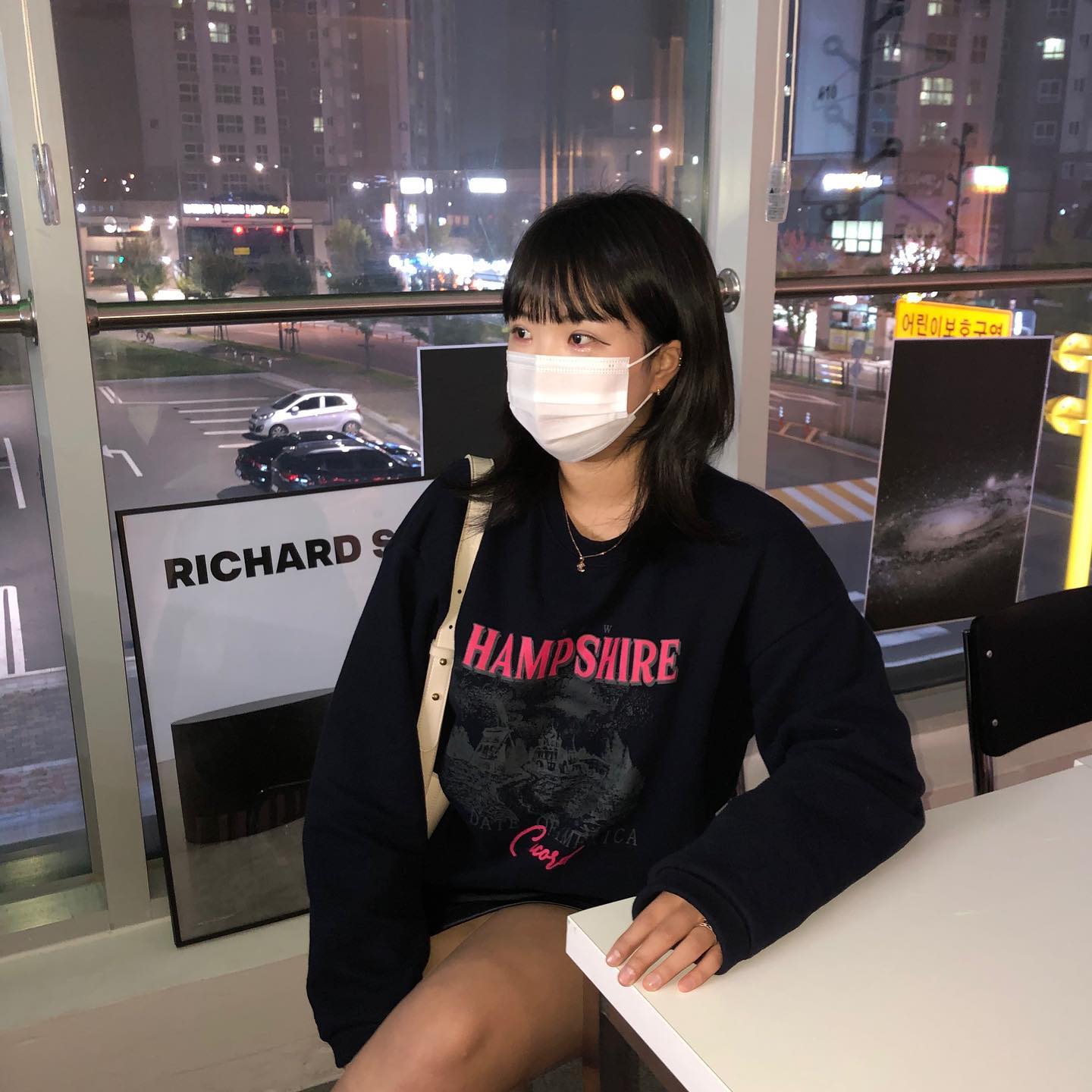 디저트 퀄리티 미쳤어,,🤍
.
.
.
.
.
.
.
.
.
.
#카페 #시흥카페 #경기도 #인천 #검은순수 #디저트 #좋반 #좋아요반사 #좋아요테러 #선팔 #맞팔 #선팔하면맞팔 #데일리룩 #패션계정맞팔 #오오티디 #패션 #00년생 #인친 #소통 #디엠 #followforfollowback #likesforlike #dailylook #fashion #ootd #인스타 #팔로우 #일상 #코디 #카페스타그램